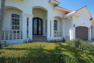466 Clifton Ct, Marco Island, FL 34145 - Photo 32