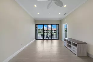15114 Palmer Lake Cir, Naples, FL 34109 - Photo 24