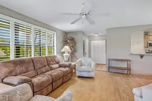 525 Seaview Ct, Marco Island, FL 34145 - Photo 6