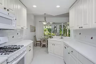 3965 Deer Crossing Ct, Naples, FL 34114 - Photo 4