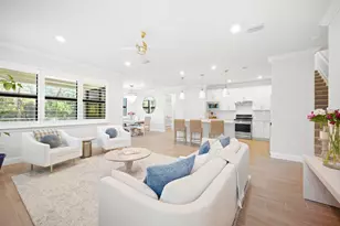6825 Greenbriar Ct, Naples, FL 34114 - Photo 8