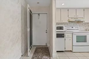 315 Saint Andrews, Naples, FL 34113 - Photo 32
