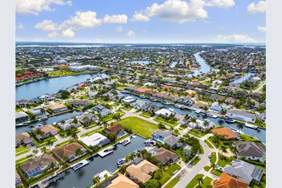 960 Bonita Court #6, Marco Island, FL 34145 - Photo 8