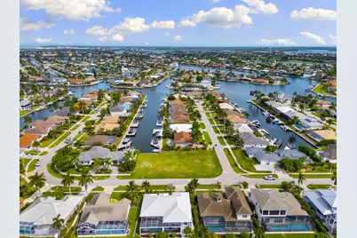 960 Bonita Court #6, Marco Island, FL 34145 - Photo 2