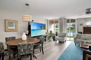 379 Dover Pl, Naples, FL 34104 - Photo 8