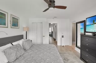 379 Dover Pl, Naples, FL 34104 - Photo 22