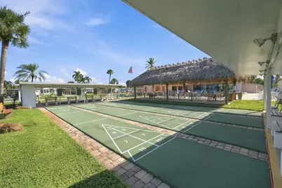 483 Riviera Boulevard W, Naples, FL 34112 - Photo 28