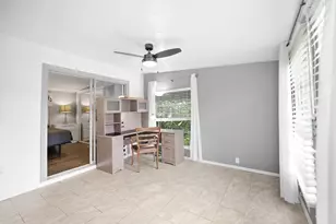 483 Riviera Blvd W, Naples, FL 34112 - Photo 22