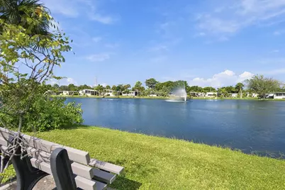 483 Riviera Boulevard W, Naples, FL 34112 - Photo 30