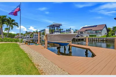 251 Seminole Court, Marco Island, FL 34145 - Photo 36