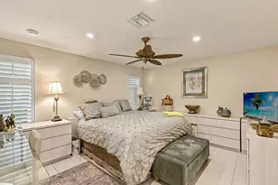 394 Bay Meadows Dr, Naples, FL 34113 - Photo 8