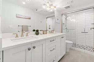380 Seaview Ct, Marco Island, FL 34145 - Photo 14