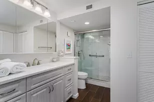 260 Seaview Ct, Marco Island, FL 34145 - Photo 18