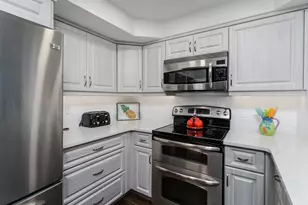 260 Seaview Ct, Marco Island, FL 34145 - Photo 12