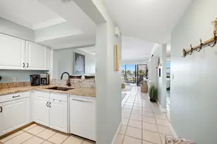 803 River Point, Naples, FL 34102 - Photo 6