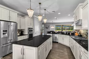7072 Live Oak Dr, Naples, FL 34114 - Photo 10