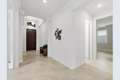 2946 Aviamar Circle, Naples, FL 34114 - Photo 4