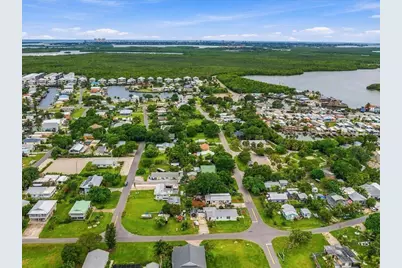 403 Mango Avenue, Goodland, FL 34140 - Photo 12