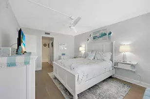 910 Panama Ct, Marco Island, FL 34145 - Photo 26