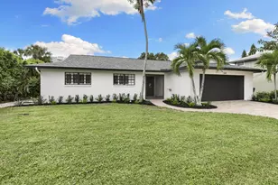 186 Beachcomber St, Marco Island, FL 34145 - Photo 2