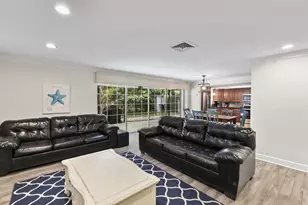 186 Beachcomber St, Marco Island, FL 34145 - Photo 4