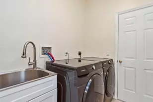 8599 Peppertree Way, Naples, FL 34114 - Photo 20