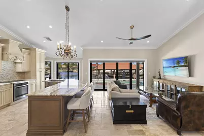 428 Persian Court, Marco Island, FL 34145 - Photo 4
