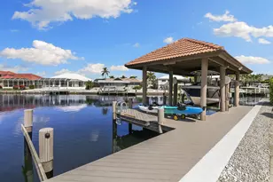 428 Persian Ct, Marco Island, FL 34145 - Photo 32