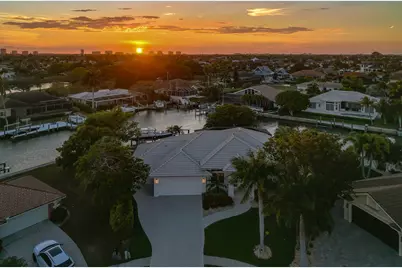 366 Grapewood Court, Marco Island, FL 34145 - Photo 44