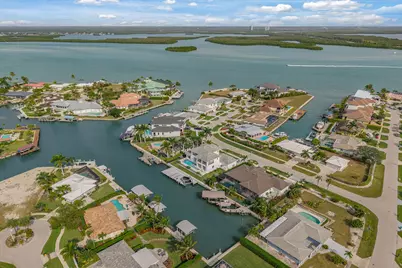 920 Iris Court, Marco Island, FL 34145 - Photo 48