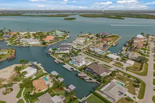 920 Iris Ct, Marco Island, FL 34145 - Photo 48