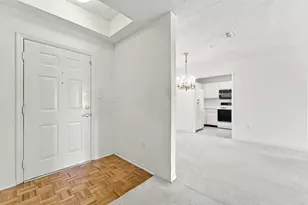 900 Arbor Lake Dr, Naples, FL 34110 - Photo 2