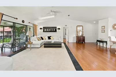3231 Horse Carriage Way #10, Naples, FL 34105 - Photo 4
