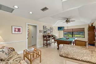 105 Cherry Hill Ct, Naples, FL 34113 - Photo 10