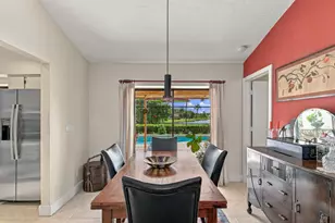 105 Cherry Hill Ct, Naples, FL 34113 - Photo 6