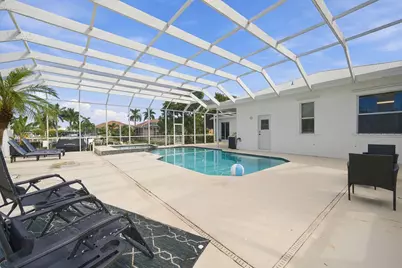290 S Heathwood Drive, Marco Island, FL 34145 - Photo 32
