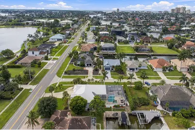 290 S Heathwood Drive, Marco Island, FL 34145 - Photo 42