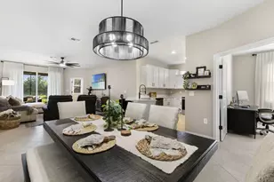 2340 Dragonfruit Wy, Naples, FL 34120 - Photo 6