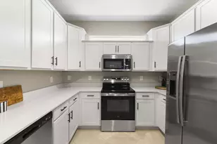2340 Dragonfruit Wy, Naples, FL 34120 - Photo 10
