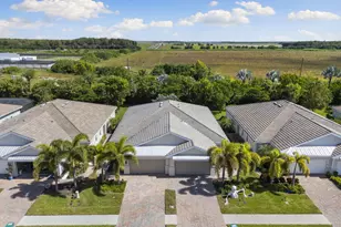 14731 Edgewater Cir, Naples, FL 34114 - Photo 24