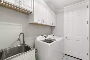 14731 Edgewater Cir, Naples, FL 34114 - Photo 18