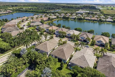 14943 Edgewater Circle, Naples, FL 34114 - Photo 32