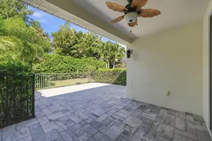 14943 Edgewater Cir, Naples, FL 34114 - Photo 2
