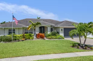 152 Saxon St, Marco Island, FL 34145 - Photo 1