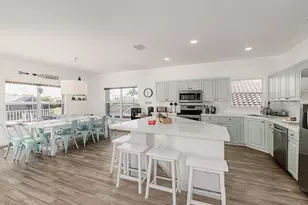 1218 Treasure Ct, Marco Island, FL 34145 - Photo 1