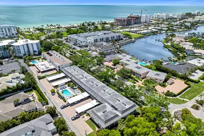 290 Banyan Boulevard #290, Naples, FL 34102 - Photo 1