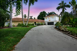 931 Scott Dr, Marco Island, FL 34145 - Photo 1