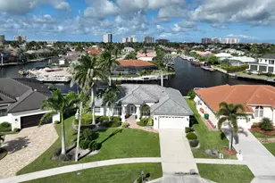 100 Bonita Ct, Marco Island, FL 34145 - Photo 1