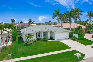 129 Leeward Ct, Marco Island, FL 34145 - Photo 1