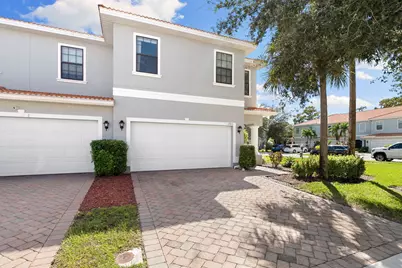 14824 Sutherland Avenue #428, Naples, FL 34119 - Photo 1